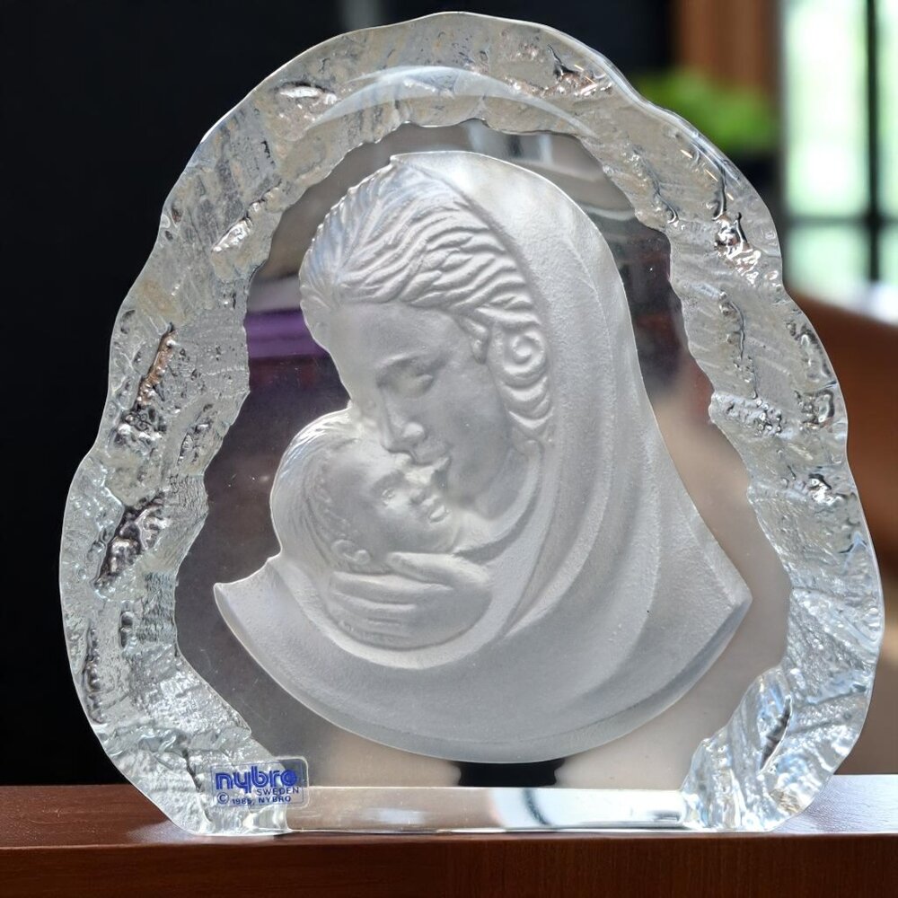 Nybro Sweden Crystal Relief Clear Art Glass Mother and Child Virgin Mary Jesus